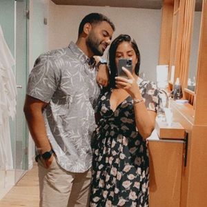 Meet your Posher, Hussien